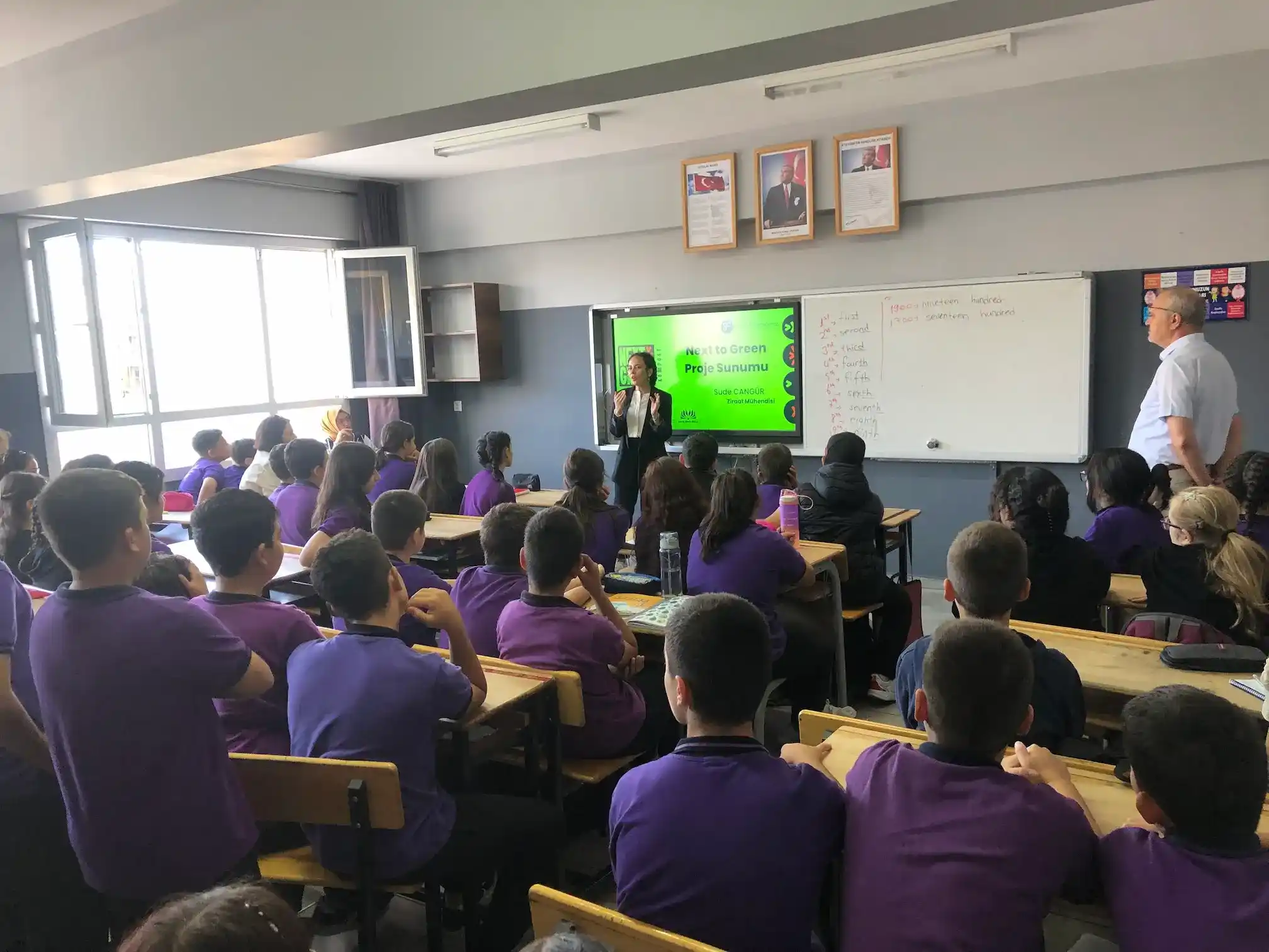 Next To Green Project Students Learn About Composting News Image